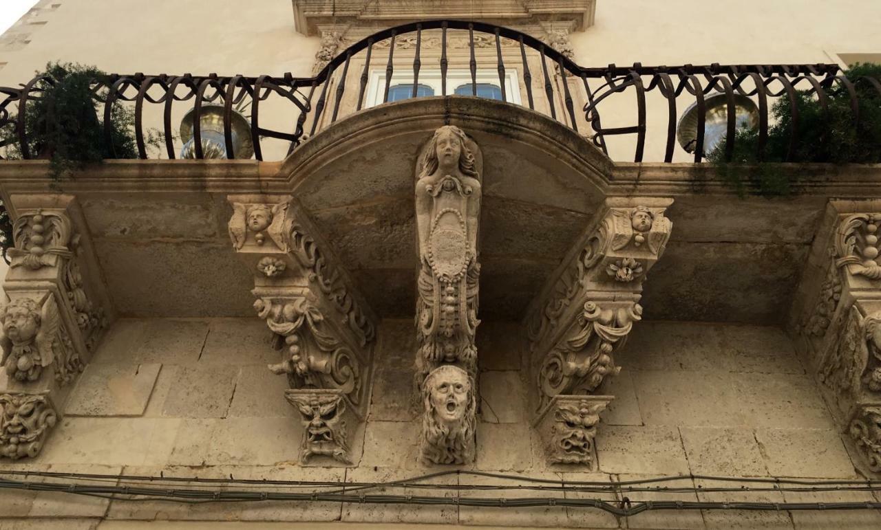 Maniace 57, Ortigia Historic Center, 200 Mt From The Beach Syracuse Exterior foto